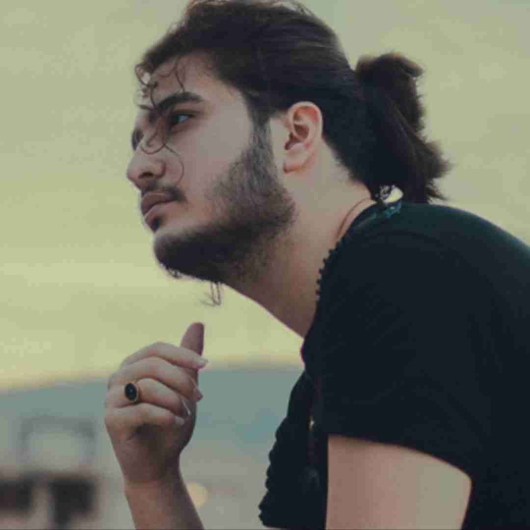 نیواد یه جوری گمم انگار حواس خدام به ما نیست