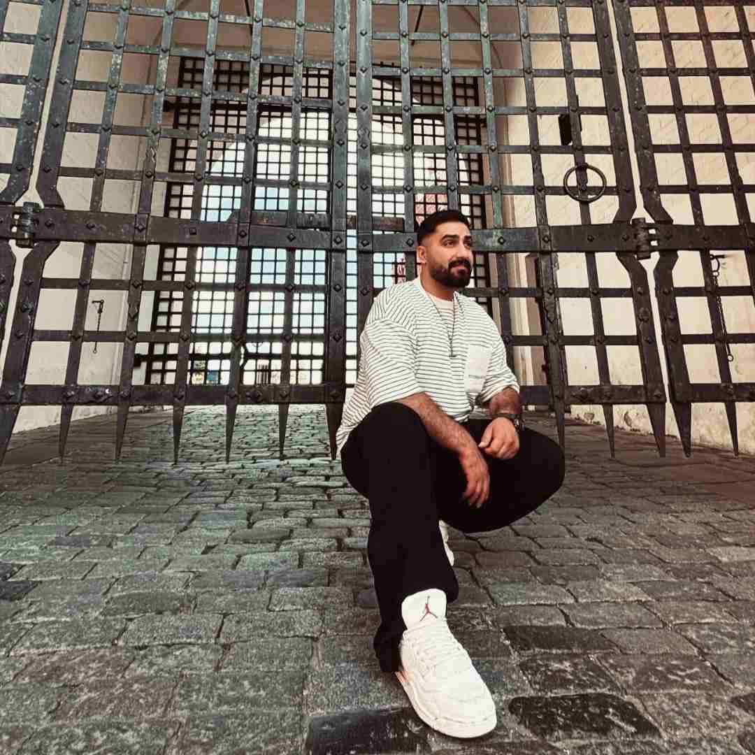 محمد امیری هامه یه قدمید ای رابطه پر خطر بی
