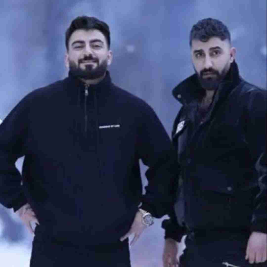 محمد امیری غمی دارم نمیخوابم بغلش تخت میخوابی