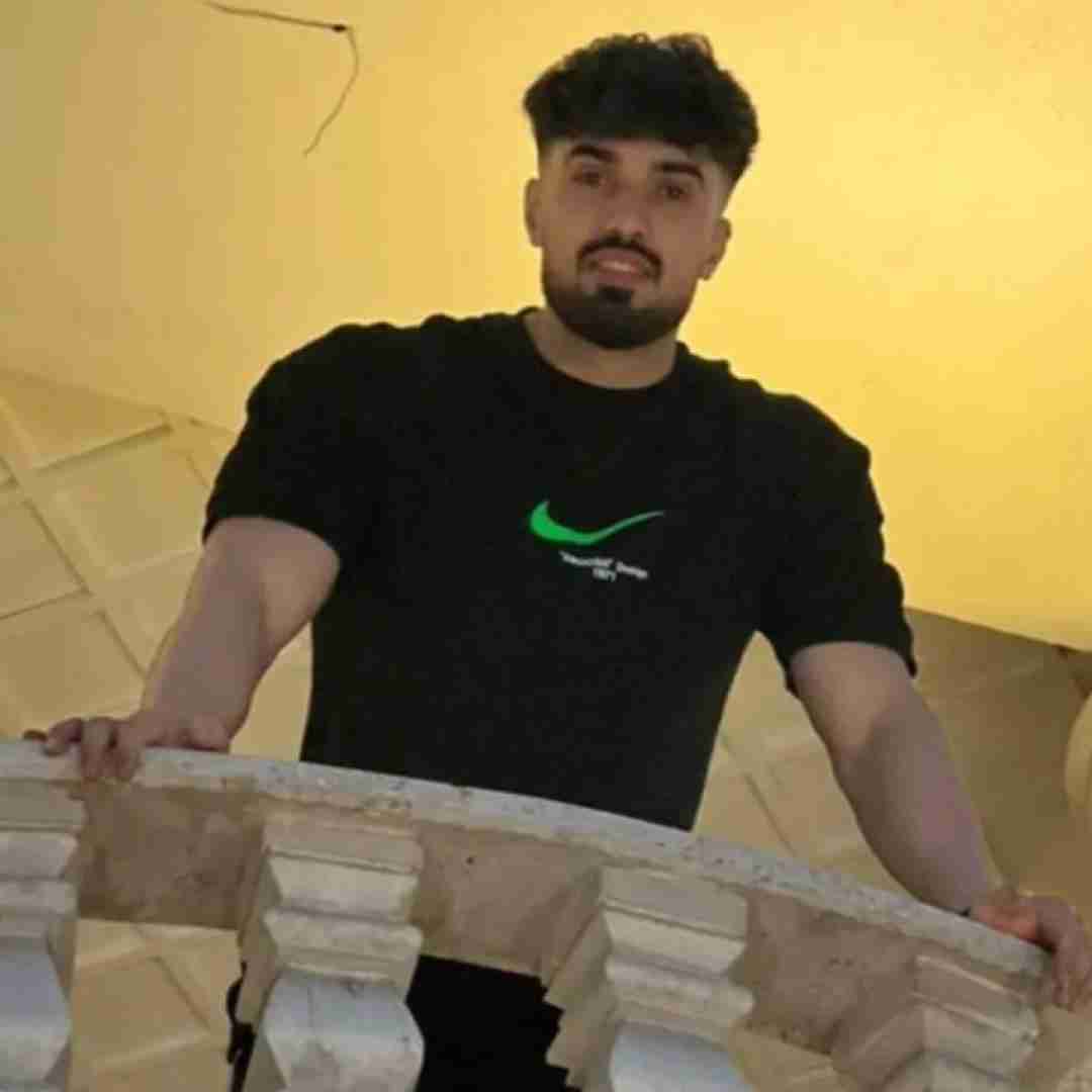 علی رستمیان برو با همون که قیدمو زدی براش
