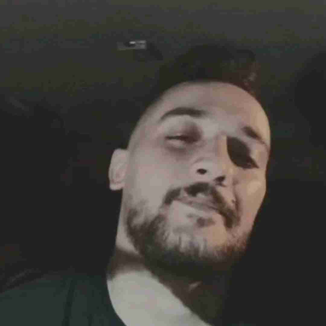 هومن آدینه یه در و در رته گوته و کل شهر