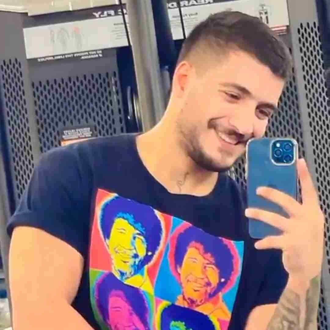 آرمین برمایه دم به دیقه هر دفعه جور هوات لنگه نفس