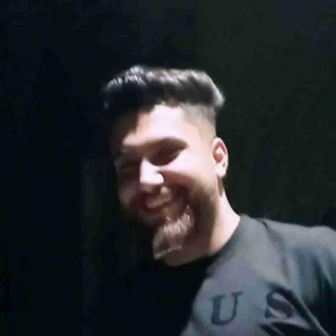 حامد سنجابی ویرانه