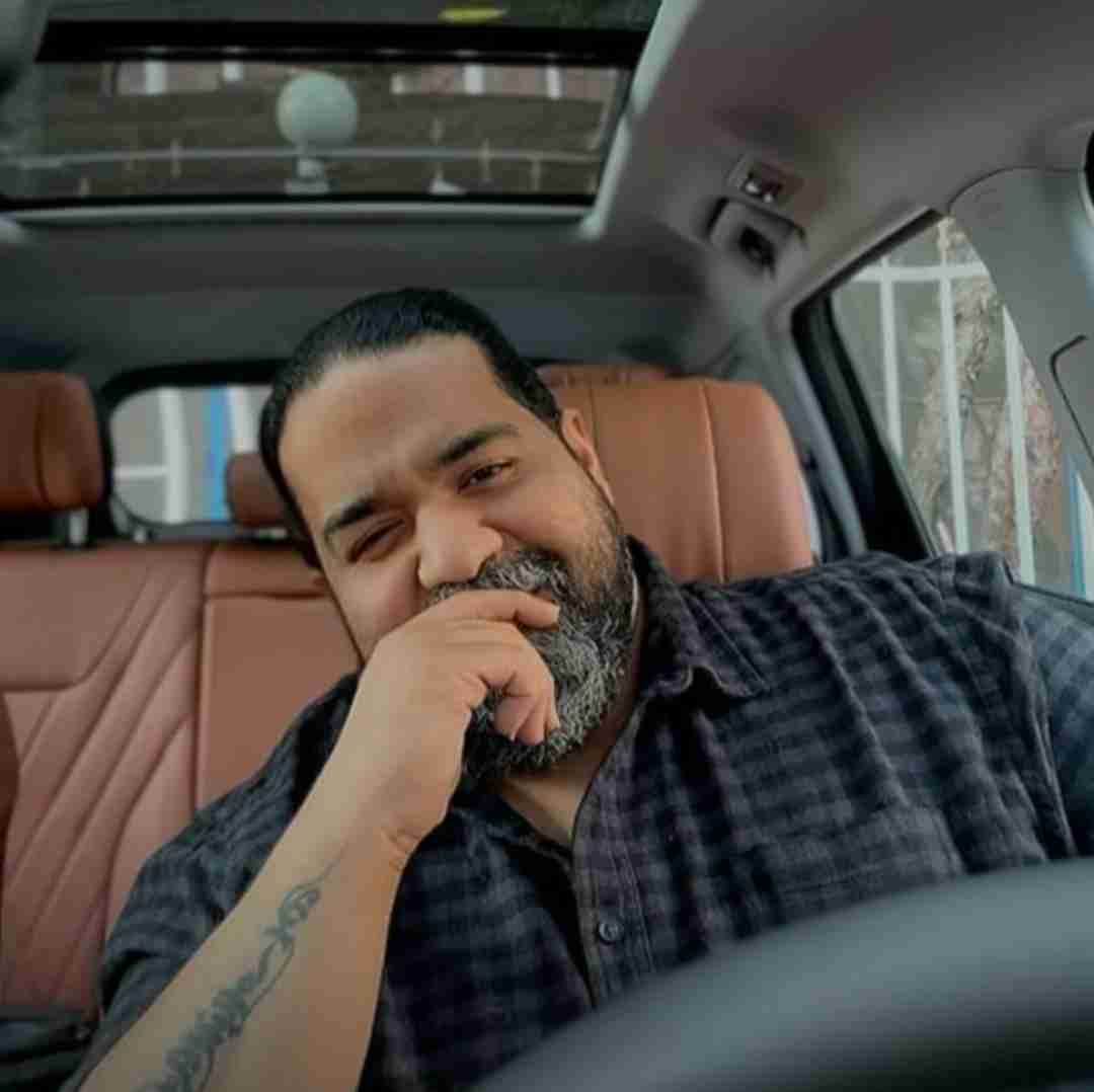 رضا صادقی پشت سرت جلوم هرکسی بد بگه بدجوری بد میبینه