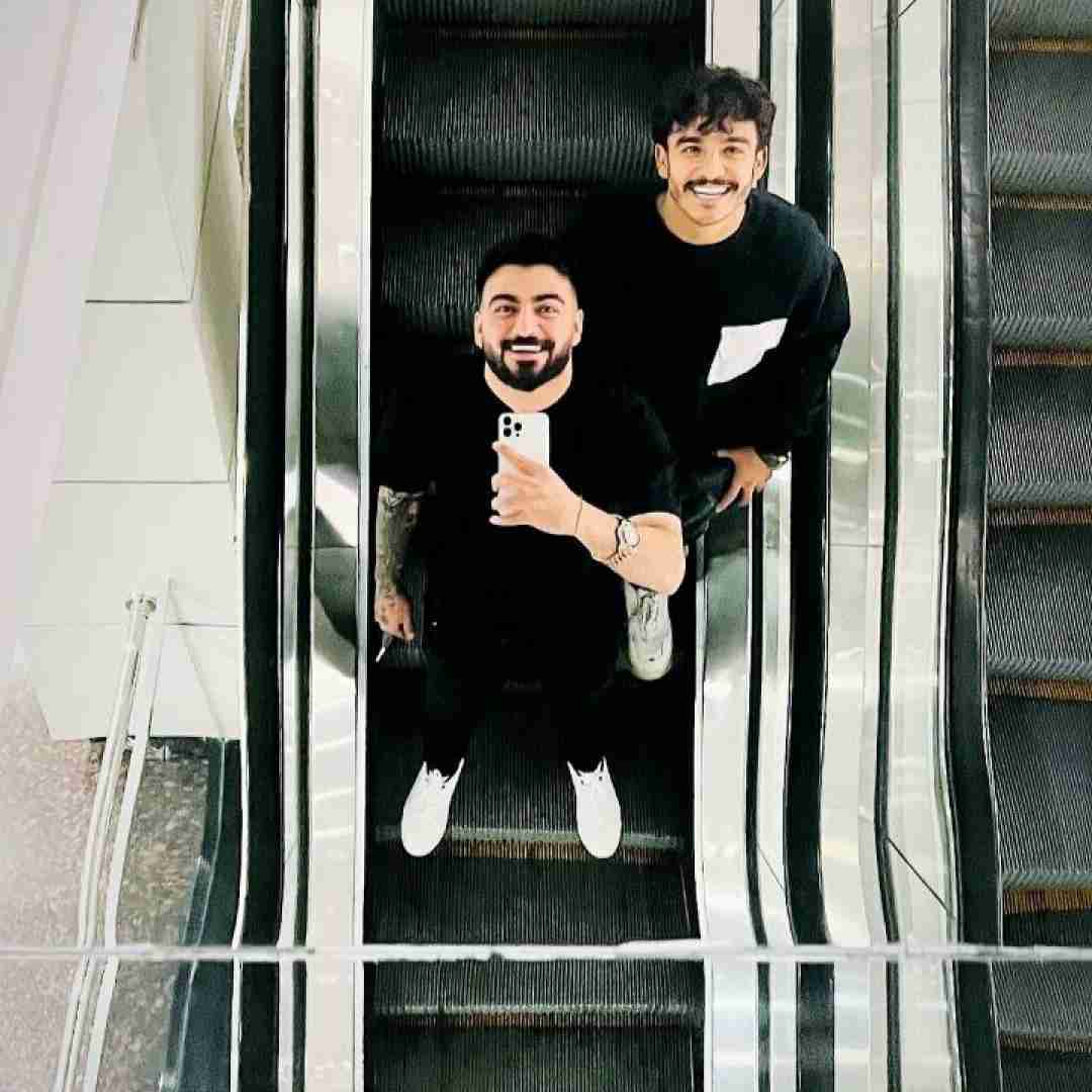 رامین تجنگی با همه فرق داری رو دست نداری