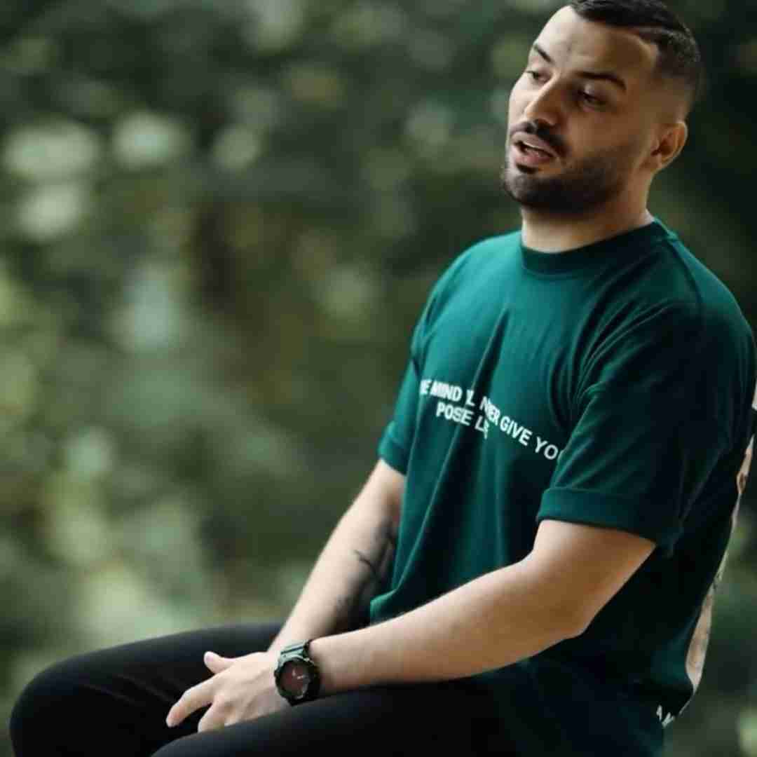 کیوان گفته بودم تو که نباشی دیگه هیچی قشنگ نی