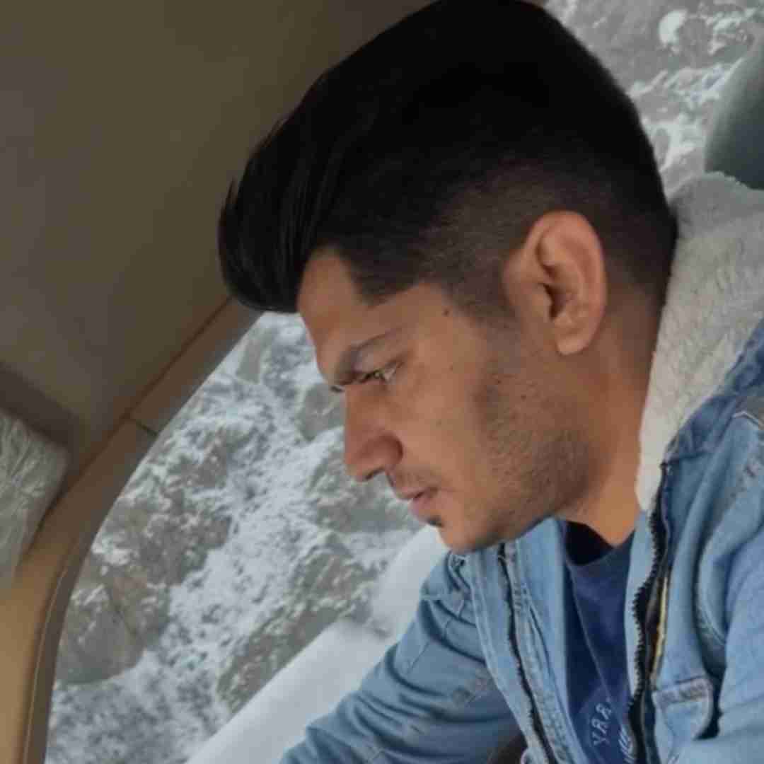 مجتبی ترکاشوند بیا بیرون داد بزن بگو که عشق منی