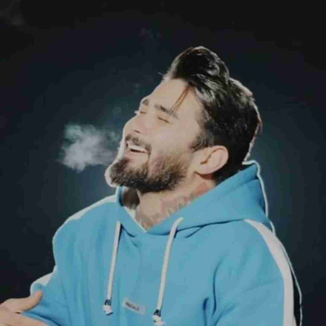 امیر اکبری من خیلی به تو پر و بال داده بودم