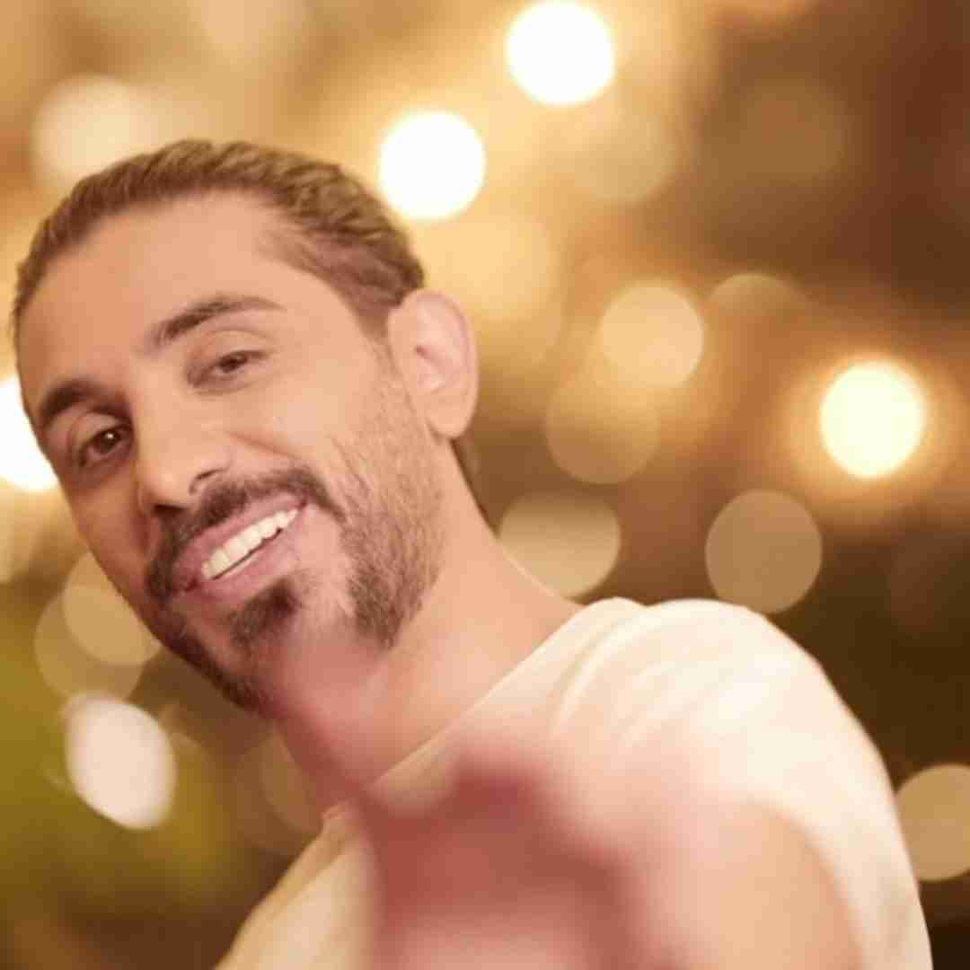 کسری زاهدی من دلی را میشکستم که پناهم میشد