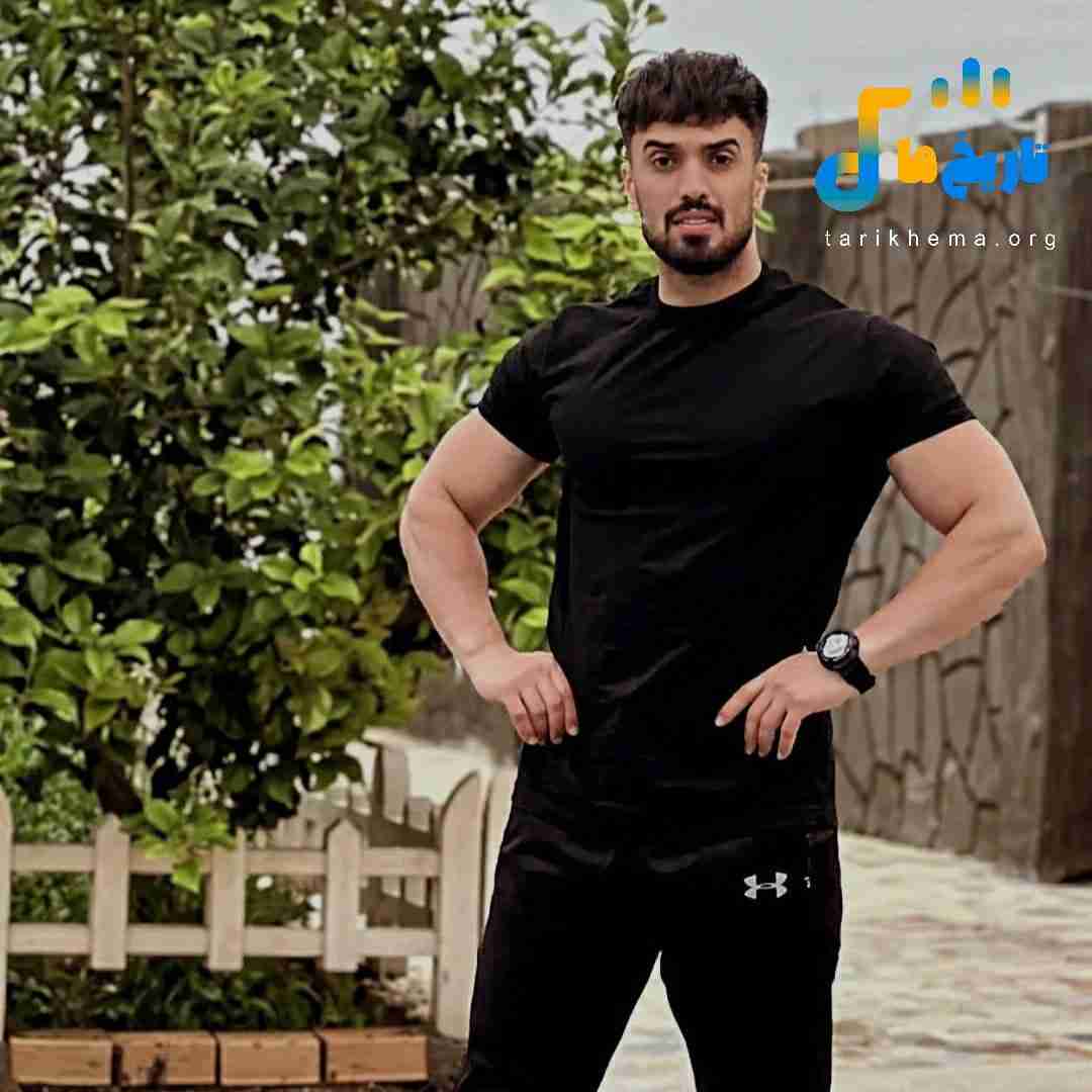 علی رستمیان یادم نمیره گذاشتی قلبم وسط حرفات