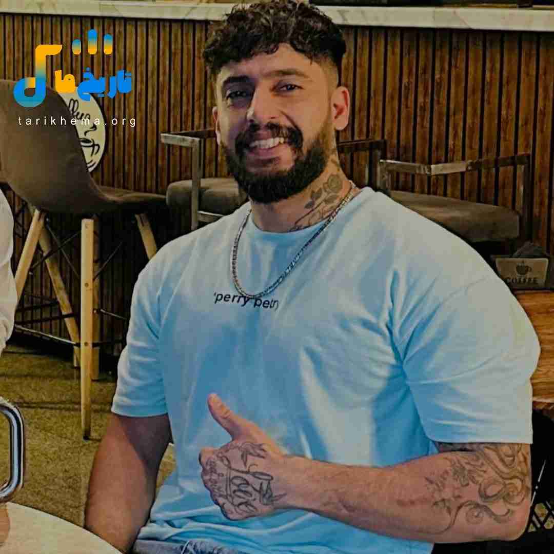 ساواش لب ساحل