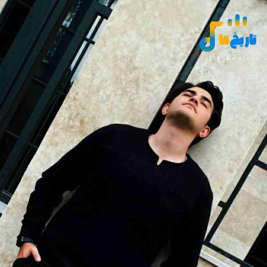 اهورا من سنه دیوانه رو