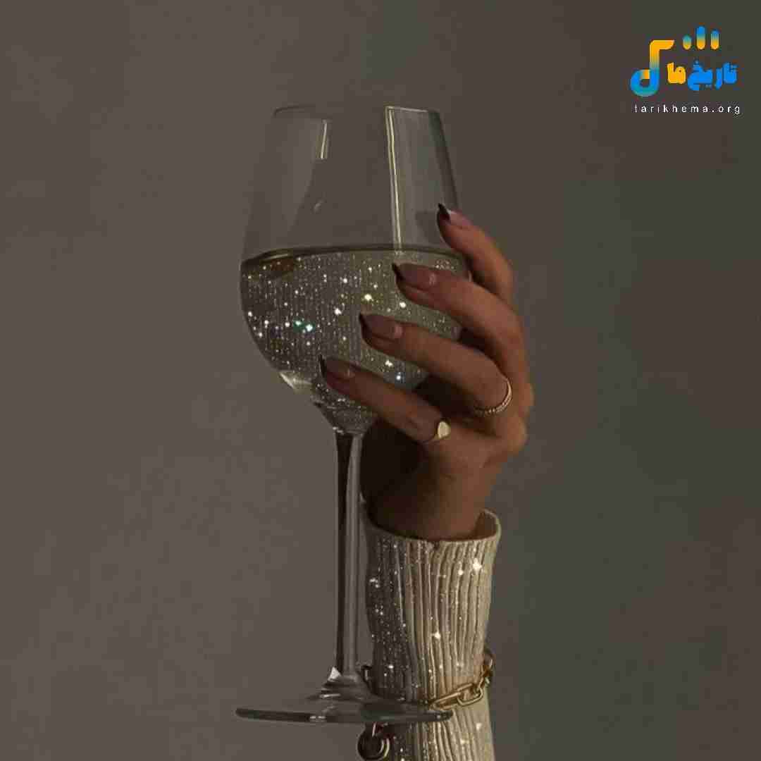 من برات سختی میکشم تو برفو رعد و برق