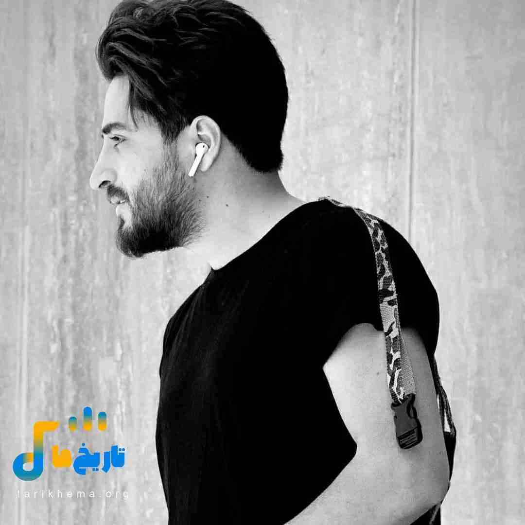 مجتبی دربیدی بغلم میکنی