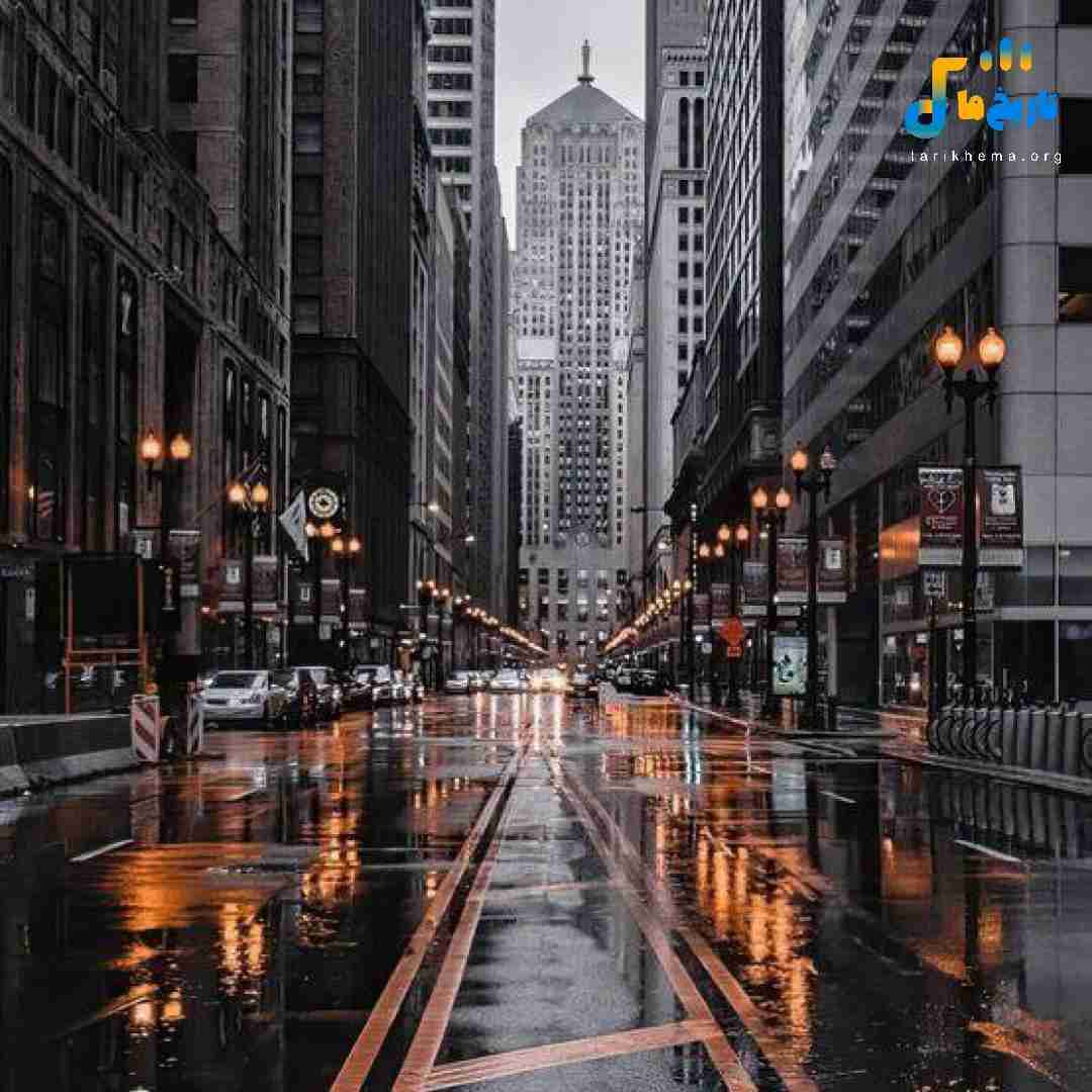 میچرخم با شلوارکم توی محل ماشینا بوق بوق