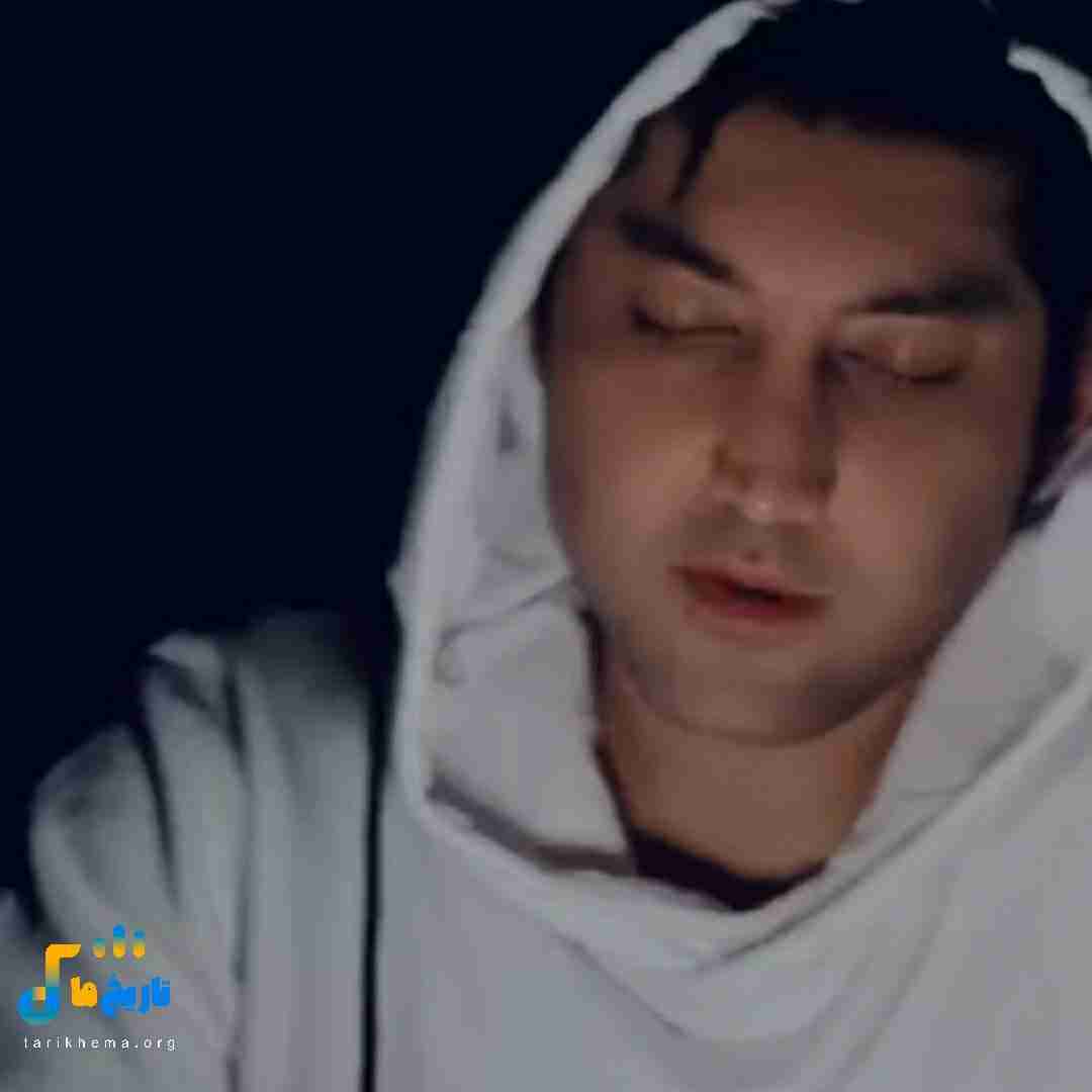 علی عباسی سر چی بهم زدی تو آره من شدم شبیه تو