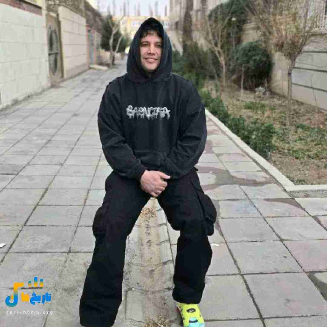 علی احمدیانی فرمانده راز کیه تا سازیم پیرم دراد