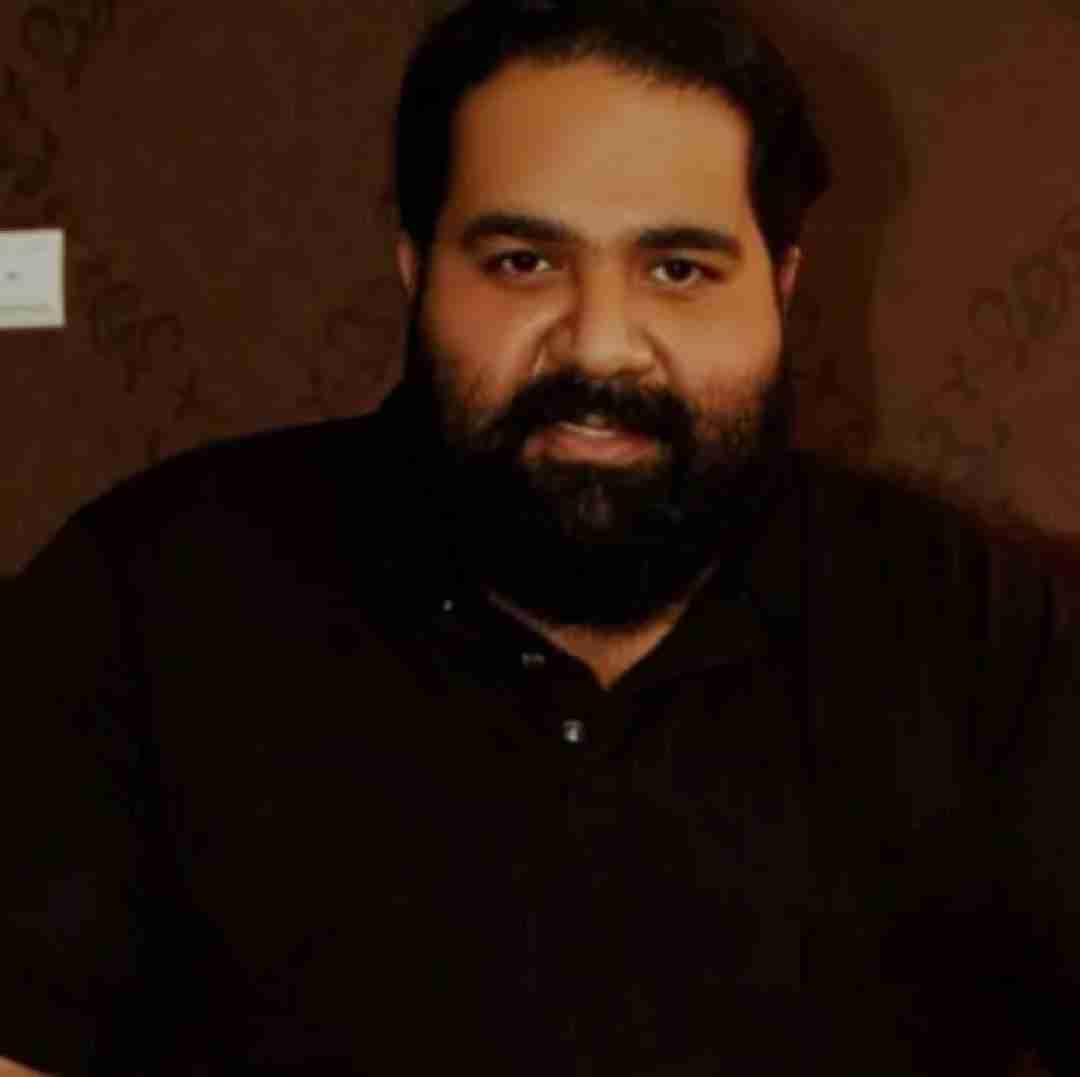 رضا صادقی آدم شناس