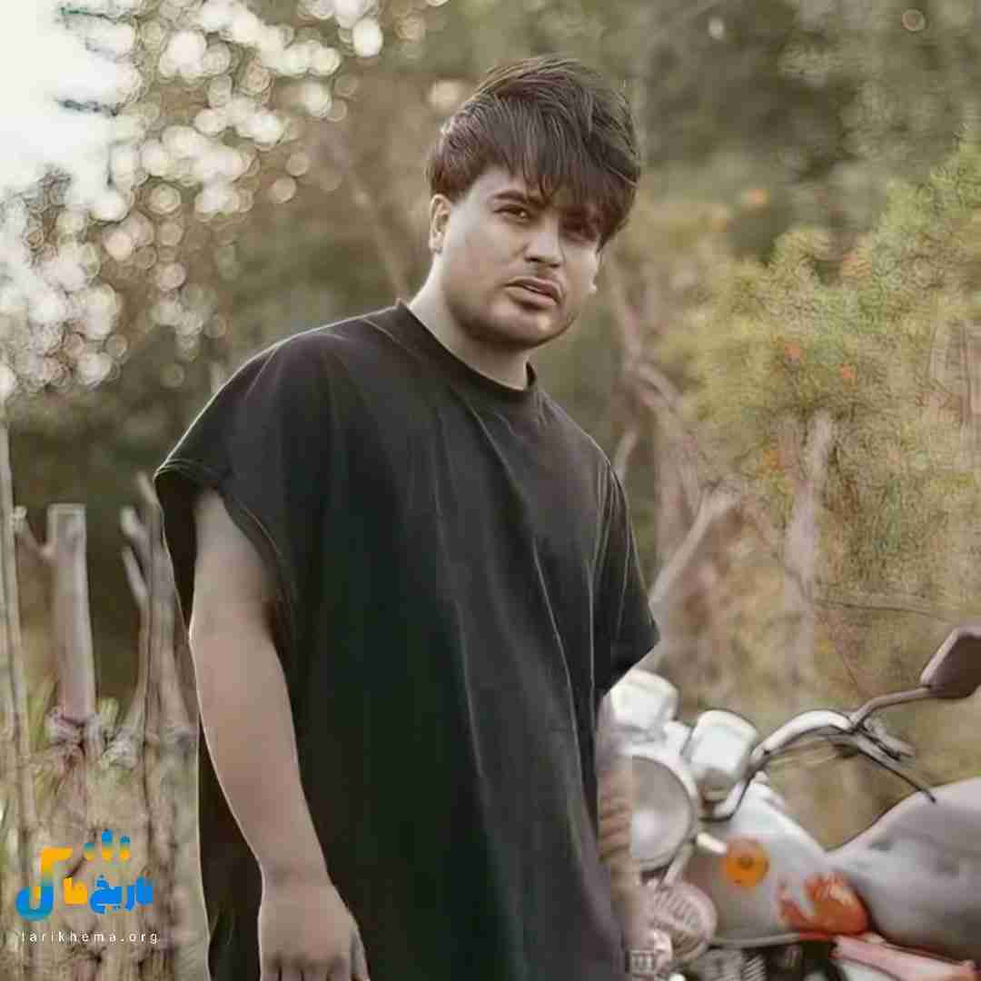 میلاد راستاد نخند