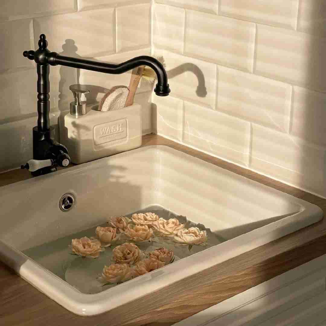  میتونه برسه فقط خود خدا به دادم اگه نباشه