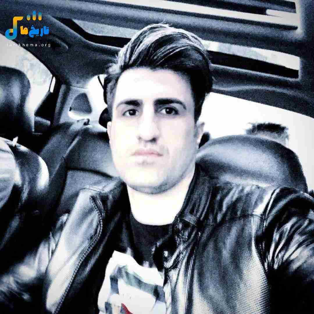 دانلود آهنگ جدید یه قاب عکس خالی یه چندتا یادگاری از محسن لرستانی