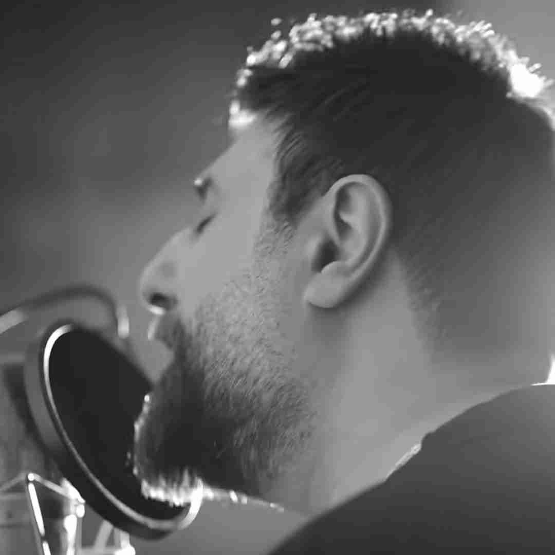 دانلود آهنگ جدید جدایی عجب درد سنگینیه که حتی ازم از محمد علیزاده