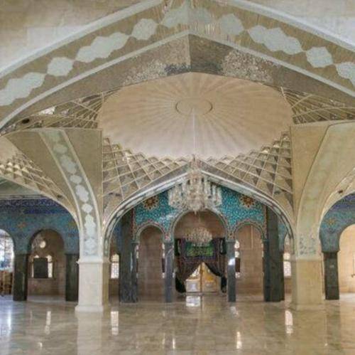 حسین طاهری خمار باده‌ی عشقم