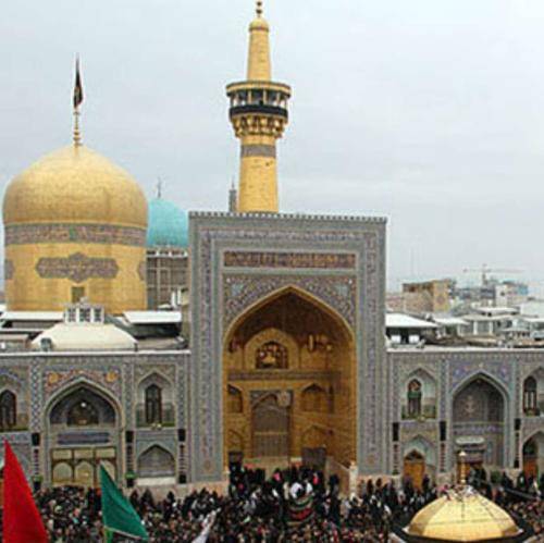 منصور ارضی مثل یک شمع کف حجره چکیدن سخت است