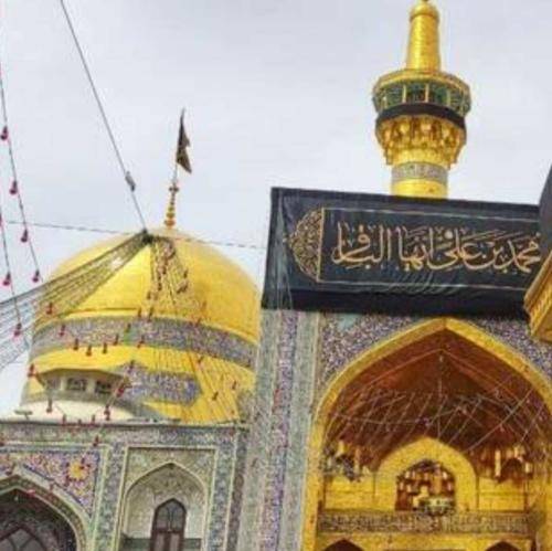 محمد حسین حدادیان پیراهنت رو دستمه  دستم گرفته بوی گودال