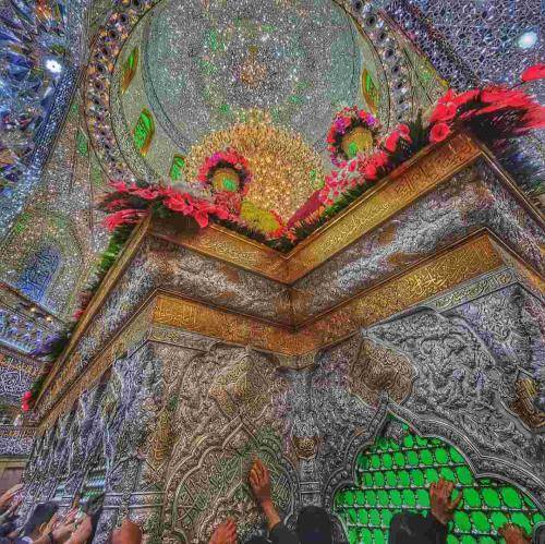 حسین سیب سرخی هوای قلبمو داری به هر طریق