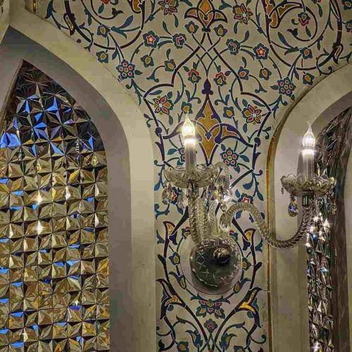 حسین ستوده دنیای دردم تاریک و سردم دنبال پاره های پیکرت میگردم