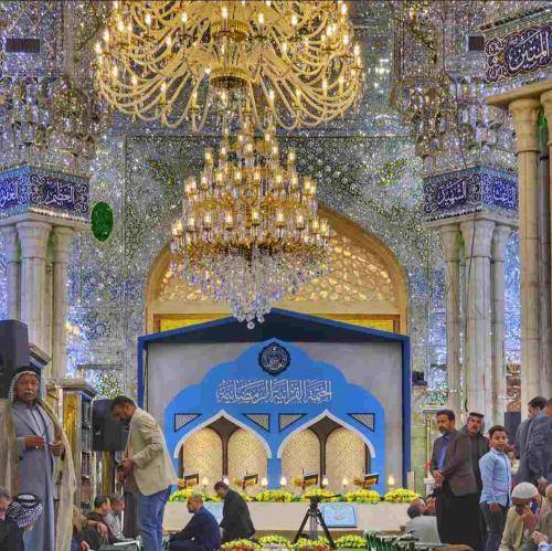 علی مومنی کربلا از عرش‌های داور است پایتخت پادشاه بی‌ سر است