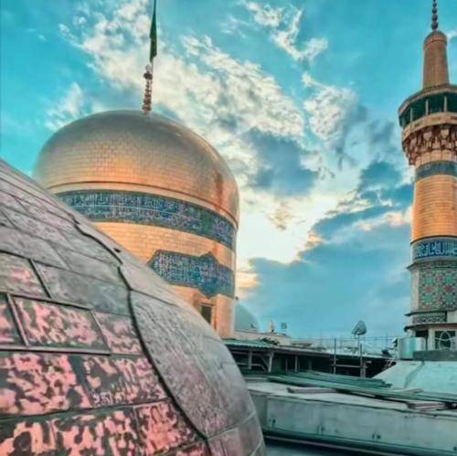 مسعود پیرایش دوری با همه غماش تنها یه خوبی که داشت شوق زیارت تو بیشتر تو دلم کاشت