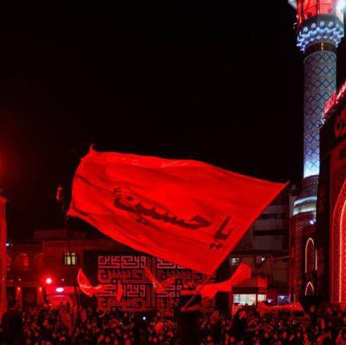 محمد حسین پویانفر محرم دستش واسه دستای من آغوشه محرم شهرم لباس مشکی میپوشه