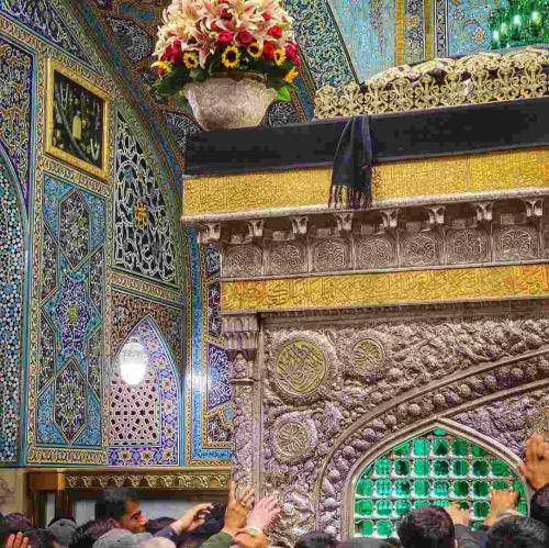 اسلام میرزایی بعد یه عمر در‌به‌دری بعد چهل روز نوکری برا خودت بده منو