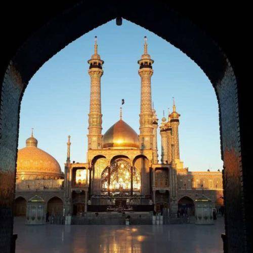 مهدی رسولی میگرده ماه تو مدار جمال محمد میریزه عالم بهم از جلال محمد