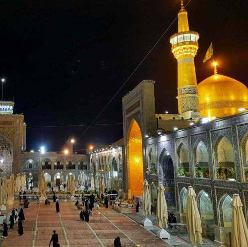 محمد حسین عطاالهی نکنه نگاهمون به کربلا مادی بشه نکنه زیارتت برای ما عادی بشه