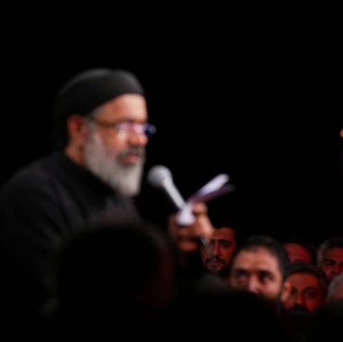 محمود کریمی شراب امشب من ز جام دیگری است که ساقی دل من امام عسکری است