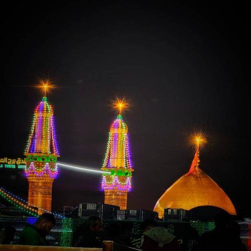 حنیف طاهری چی داره اسمت این‌قدر عزیزه هنوز نگفته روضه خون اشکم می‌ریزه