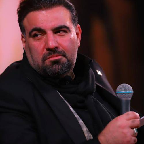 امیر کرمانشاهی تو سرازیری قبرم اگه دیدید تقلا میکنم اگه دیدید دارم بندای دور کفنو وا میکنم