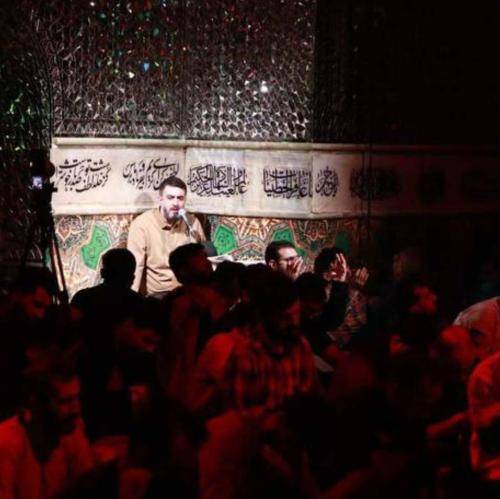محمد حسین پویانفر سبحان من فطمه بفاطمه من احبها من النار مادر ما نمیزاره که بسوزه توی آتیش شیعه حیدر کرار