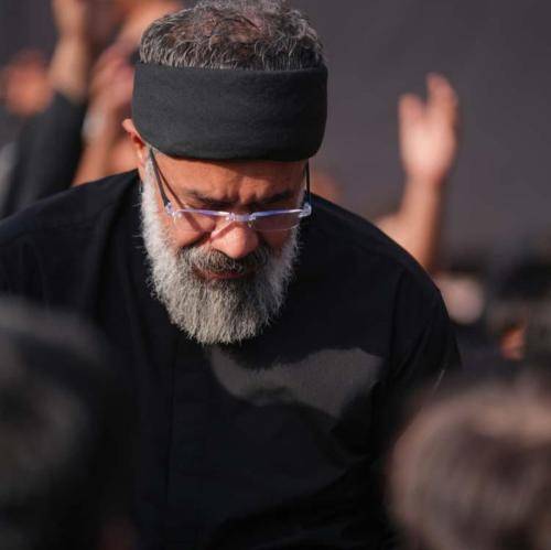 محمود کریمی باز شب شد و باز مردی را سربرهنه به کوچهها بردند خاطرات شکستهی