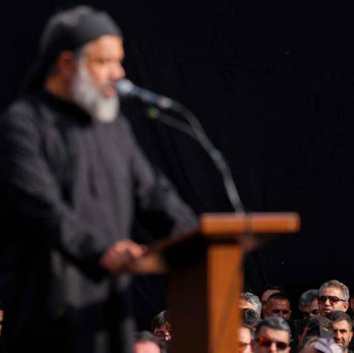 محمود کریمی یا ابالفضل برادرت تنهاست تیر و نیزه مگر یکی و دوتاست