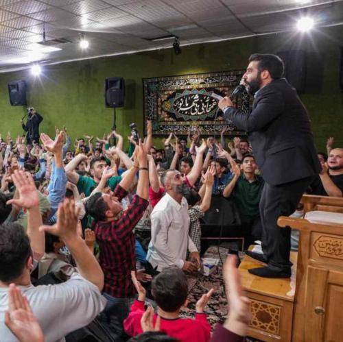 حسین طاهری ایران ایران ایران رگبار مسلسلها ایران ایران ایران مشته شده بر ایوان