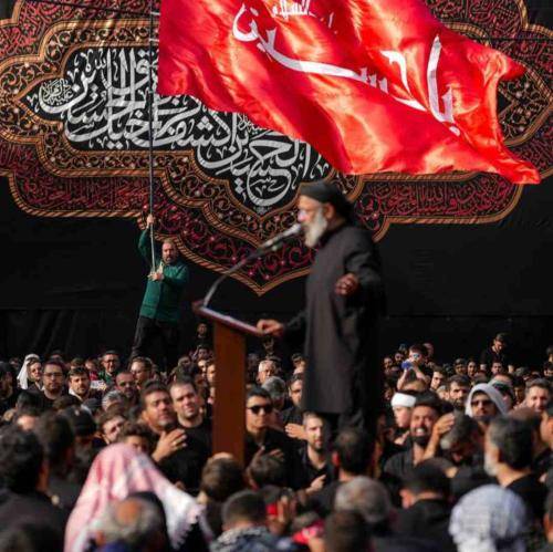 محمود کریمی از قلب خورشید نور اومد نور از نور فوق نور اومد یار از اون بالا بالاها از قلب نور کوه طور اومد