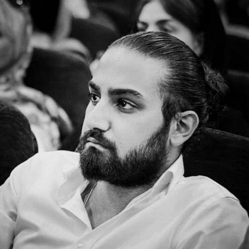 امیر عظیمی دریا کنار